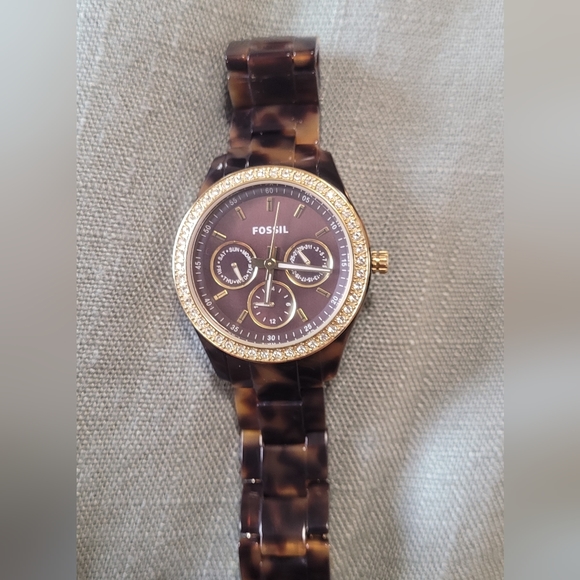 Fossil Watch - Picture 2 of 3